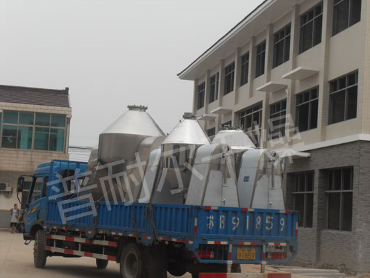 SZG系列雙錐回轉(zhuǎn)真空干燥機(jī)