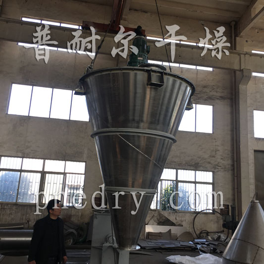 雙螺旋混合機調(diào)試現(xiàn)場 雙螺旋混合機調(diào)試現(xiàn)場